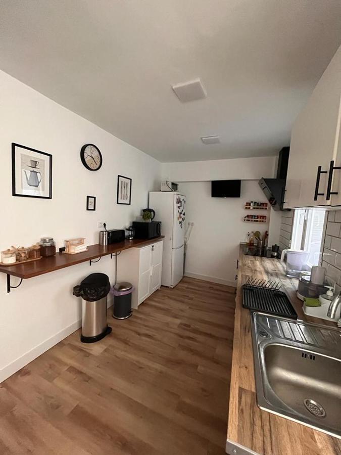 Piso Agradable Cerca De La Playa Apartment Almeria Bagian luar foto